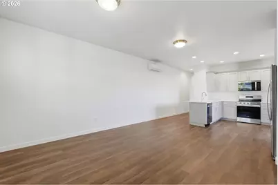 1426 SE Hankel St, Dallas, OR 97338 - Photo 2