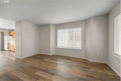 11885 SE Pine St, Portland, OR 97216 - Photo 4