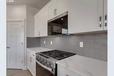 17499 SW Grand Ave, Tigard, OR 97140 - Photo 12