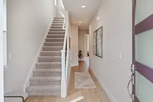 17499 SW Grand Ave, Tigard, OR 97140 - Photo 2