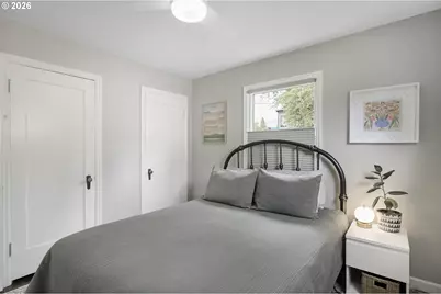 10236 N Smith St, Portland, OR 97203 - Photo 10