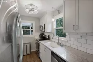 10236 N Smith St, Portland, OR 97203 - Photo 18