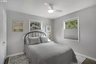 10236 N Smith St, Portland, OR 97203 - Photo 12