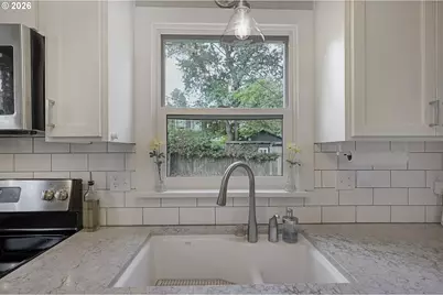 10236 N Smith St, Portland, OR 97203 - Photo 20
