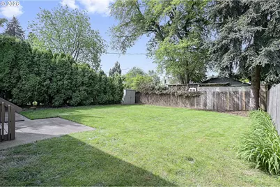 10236 N Smith St, Portland, OR 97203 - Photo 40