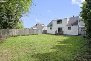 10236 N Smith St, Portland, OR 97203 - Photo 42