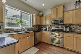 1204 33rd Pl, Forest Grove, OR 97116 - Photo 10
