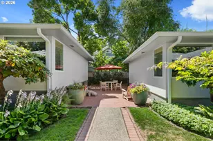 2940 SE Brooklyn St, Portland, OR 97202 - Photo 6