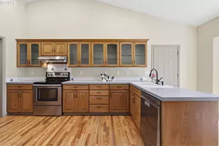 231 East St, Oregon City, OR 97045 - Photo 14