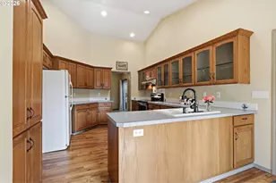 231 East St, Oregon City, OR 97045 - Photo 18