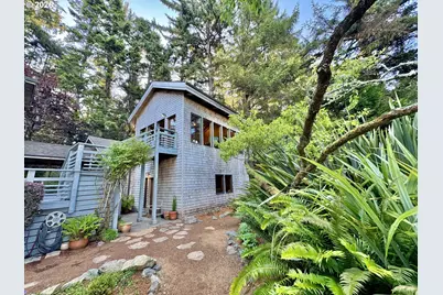 31780 Chantrelle Ln, Gold Beach, OR 97444 - Photo 38