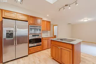 15245 SW Moraine Ct, Beaverton, OR 97007 - Photo 14