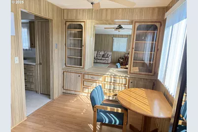 5422 Portland Rd NE #47, Salem, OR 97305 - Photo 10