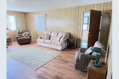 5422 Portland Rd NE #47, Salem, OR 97305 - Photo 6