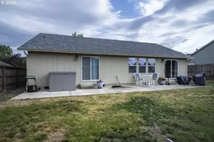 2561 Golfview Ave, Sutherlin, OR 97479 - Photo 28