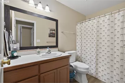 2561 Golfview Ave, Sutherlin, OR 97479 - Photo 20