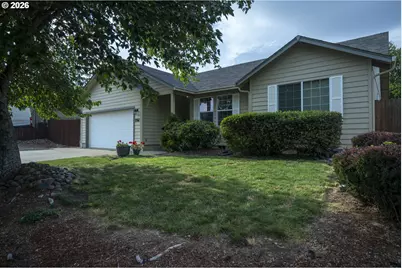 2561 Golfview Ave, Sutherlin, OR 97479 - Photo 2