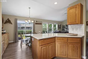2561 Golfview Ave, Sutherlin, OR 97479 - Photo 10