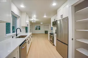 3704 NW Orchard Ct, Camas, WA 98607 - Photo 6