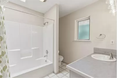 8 Ammons Ln, Longview, WA 98632 - Photo 18