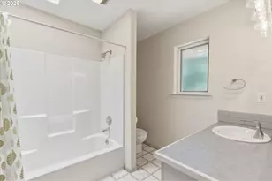 8 Ammons Ln, Longview, WA 98632 - Photo 18