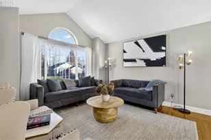 3122 SE 23rd St, Gresham, OR 97080 - Photo 2