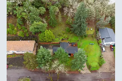 1303 SE Strong Ave, Roseburg, OR 97470 - Photo 40