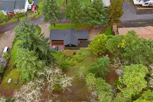 1303 SE Strong Ave, Roseburg, OR 97470 - Photo 38