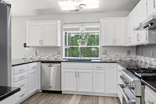 6819 Simeon Dr, Springfield, OR 97478 - Photo 20