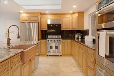 14885 SW 100th Ave, Tigard, OR 97224 - Photo 16