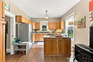 9950 SE Wichita Ave, Milwaukie, OR 97222 - Photo 10