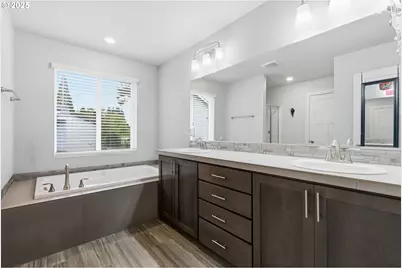 476 SW 15th Ave, Canby, OR 97013 - Photo 32