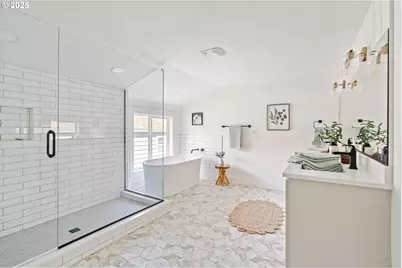842 NE Killingsworth St, Portland, OR 97211 - Photo 26