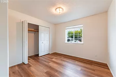4096 S E St, Springfield, OR 97478 - Photo 10