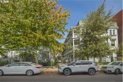 2127 NW Irving St #301, Portland, OR 97210 - Photo 26