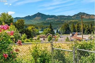 115 SW Regulator St, Cascade Locks, OR 97014 - Photo 2