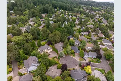 12616 SW 60th Ct, Portland, OR 97219 - Photo 46