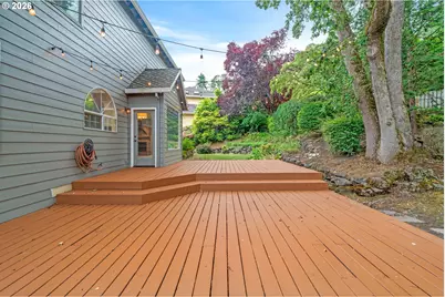 12616 SW 60th Ct, Portland, OR 97219 - Photo 36