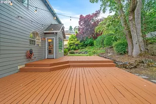 12616 SW 60th Ct, Portland, OR 97219 - Photo 36