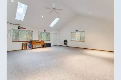 476 SW Hebb Park Rd, West Linn, OR 97068 - Photo 32