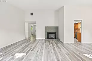 5385 NW Deschutes Dr, Portland, OR 97229 - Photo 14