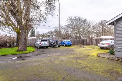 1385 Hines St, Salem, OR 97302 - Photo 14