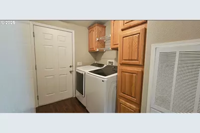 89349 Rustic Ln, Florence, OR 97439 - Photo 24