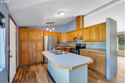 18600 Nestucca Dr, Cloverdale, OR 97112 - Photo 12