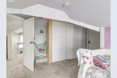 320 Gatch St, Woodburn, OR 97071 - Photo 18