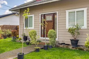 320 Gatch St, Woodburn, OR 97071 - Photo 30