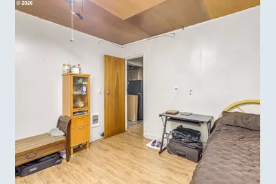 320 Gatch St, Woodburn, OR 97071 - Photo 26