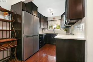 623 N Hayden Bay Dr, Portland, OR 97217 - Photo 14