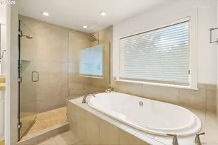 23526 SW McLoughlin Ct, Sherwood, OR 97140 - Photo 18