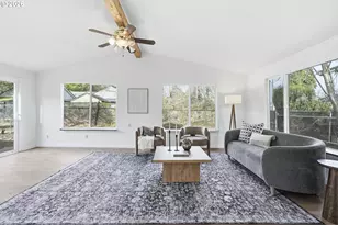 15893 NE Holladay St, Portland, OR 97230 - Photo 16